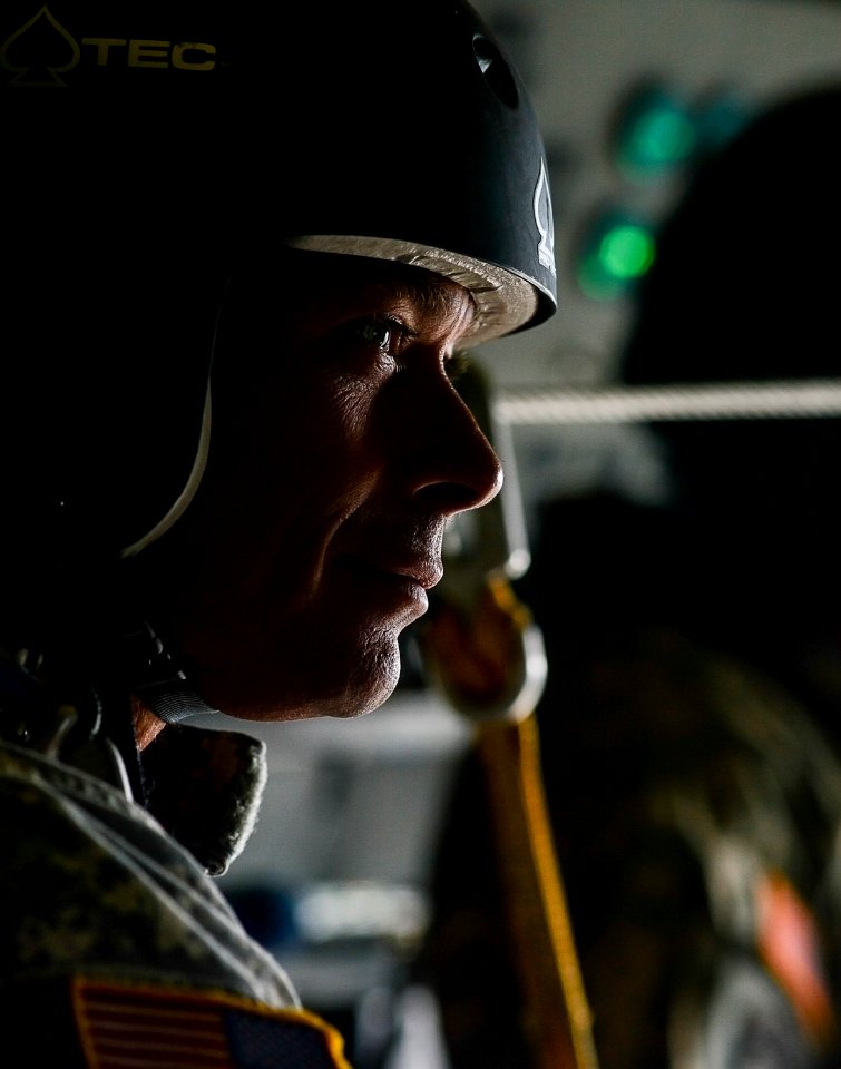 US Army Special Operations Command Pacific (SOCPAC) 141125-N-GI544-063