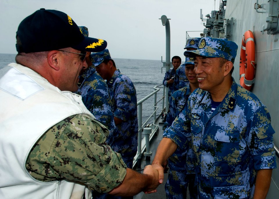 US and Chinese military MIO exercise 130825-N-OM642-210