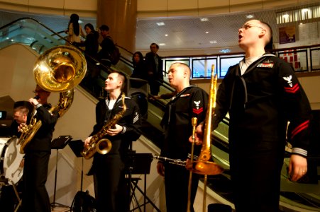 US 7th Fleet Band performs for locals in Hong Kong 120315-N-SD300-097