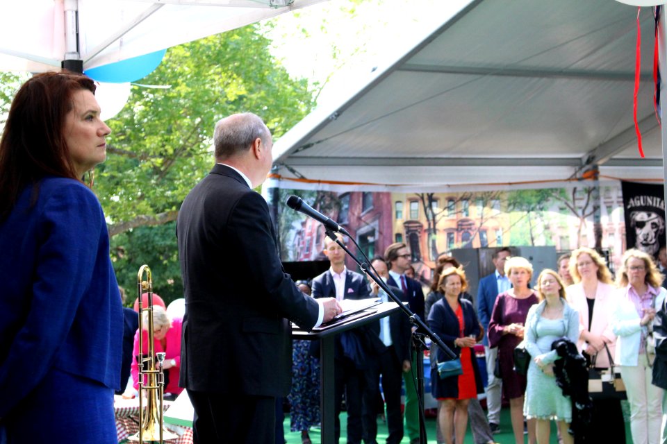 US embassy, Sweden 3168 (42866712782)