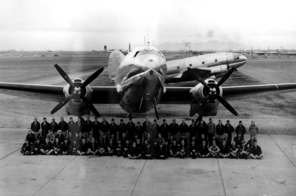 US Marine VMR officers with Curtiss R5C-1 c1944