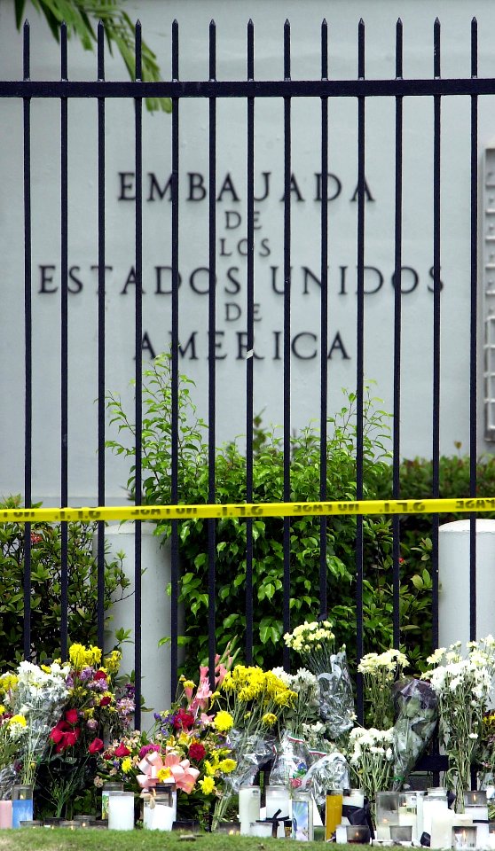 US Navy 010917-F-2907C-533 Following the tragic loss of life by terrorist events in New York, Washington D.C., and Pennsylvania, mourners have placed flowers and candles outside the U.S. Embassy in Panama City, Panama