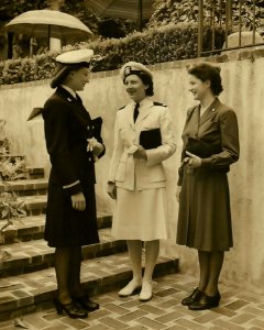 US Naval Hospital San Diego Nurses Modeling Uniforms ca1944 03