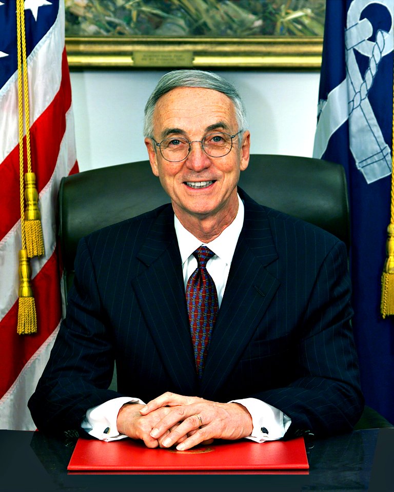 US Navy 010524-N-0000X-001 Secretary of the Navy