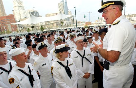 US Navy 020903-N-2383B-537 Admiral Vern Clark, Chief of Naval Operations, takes time to answer questions from local Navy Reservists and Naval Reserve Officer Training Corps (NROTC) cadets