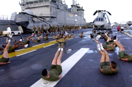 US Navy 010924-N-0063S-501 USS Bataan (LHD 5)