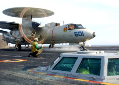 US Navy 020129-N-3653A-002 E-2C Hawkeye launches from CVN 73 flight deck