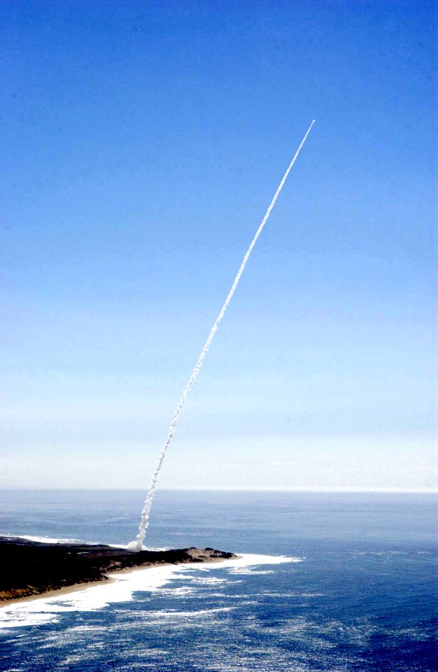 US Navy 021121-N-0000X-001 Aries ballistic missile target launch