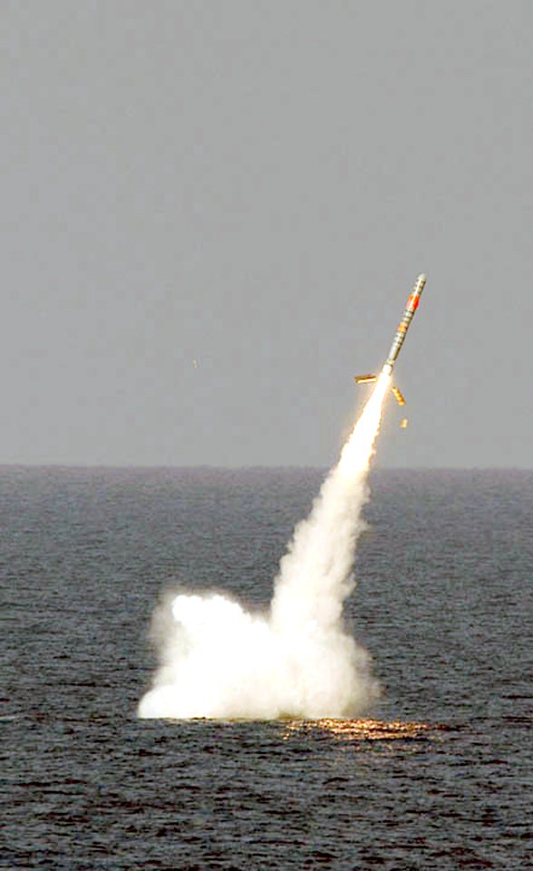 US Navy 030116-N-XXXXX-001 USS Florida launches a Tomahawk cruise missile during Giant Shadow in the waters off the coast of the Bahamas