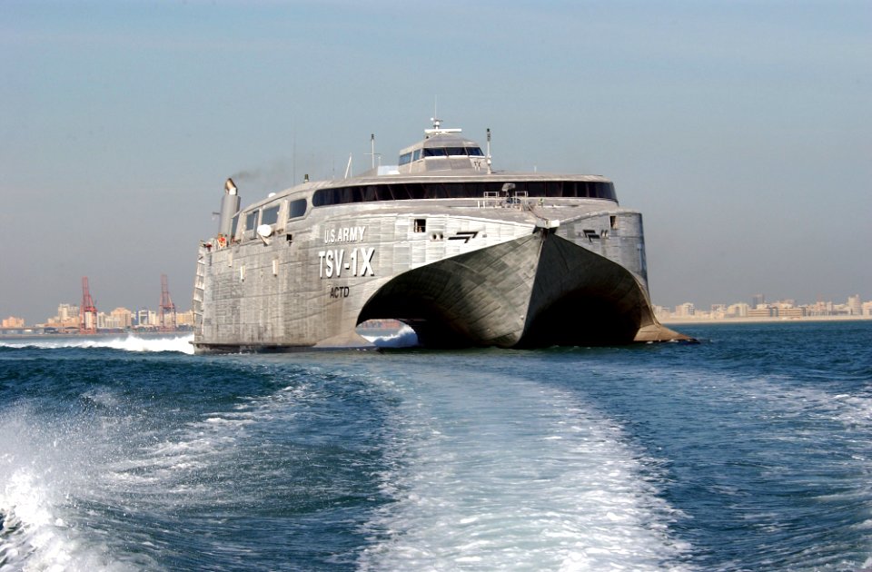 US Navy 030115-N-5319A-006 United States Army Vessel (USAV) Theatre Support Vessel (TSV-1X) Spearhead departs from a port within the Central Command AOR
