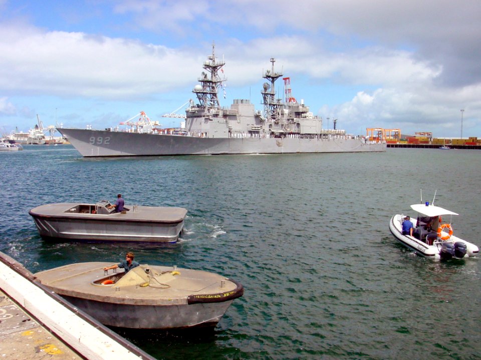 US Navy 030119-X-0000X-001 USS Fletcher (DD 992) pulls pierside to begin the first
