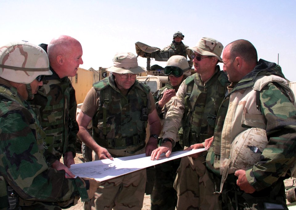 US Navy 030329-N-0728B-054 U.S. Navy Seabees build hospital facilities in Iraq