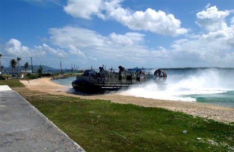 US Navy 030422-F-5820C-011 A Landing Craft, Air Cushioned (LCAC) deployed aboard the amphibious assault ship USS Essex (LHD 2)
