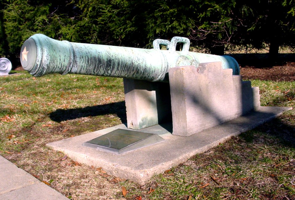 US Navy 030423-N-0000X-002 The first historical artifact collected and displayed by the U.S. Navy is a French cannon captured during the Quasi-War with France (1798-1801)