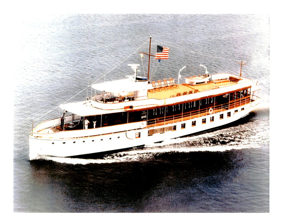US Navy 030423-N-0000X-001 The former Presidential Yacht USS Sequoia (AG 23) travels down the Potomac River near Washington D.C