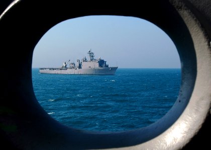 US Navy 090114-N-5681S-082 USS Carter Hall (LSD 50) transits the Persian Gulf