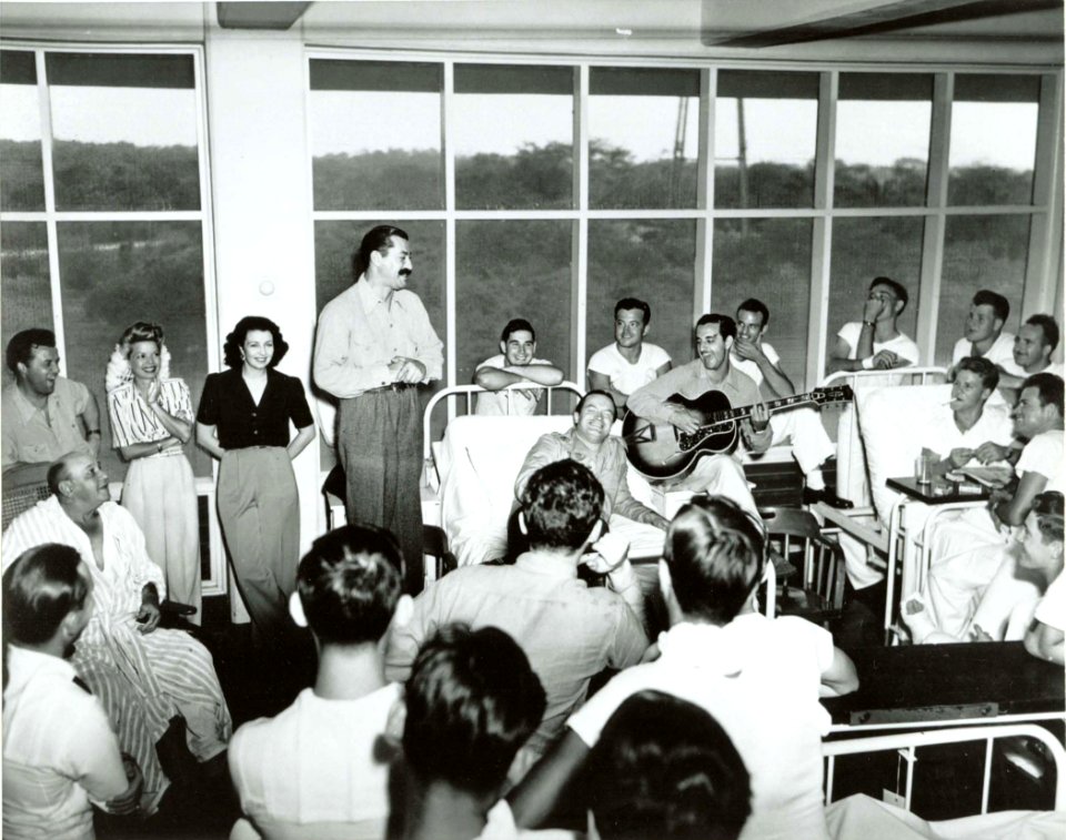 US Navy 030728-N-0000X-004 Entertainers Bob Hope and Francis Langford entertaining patients at the Coco Solo Hospital