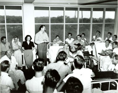US Navy 030728-N-0000X-004 Entertainers Bob Hope and Francis Langford entertaining patients at the Coco Solo Hospital