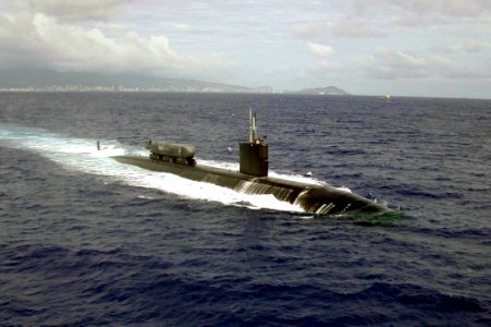 US Navy 030701-N-0000X-001 The Los Angeles-class submarine USS Greenville (SSN 772) recently completed sea testing for the Advanced SEAL Delivery System (ASDS) off the coast of Pearl Harbor, Hawaii