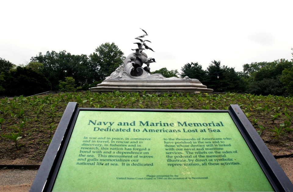 US Navy 030618-N-9593R-042 The Navy and Marine Memorial is dedicated to the thousands of Americans who have perished in the sea and to those whose destiny still is linked with our naval and maritime services
