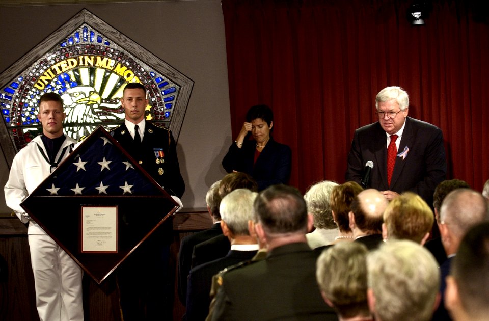 US Navy 030911-N-9593R-012 Speaker of the House J. Dennis Hastert, (R-Ill.), right, speaks to military and congressional leaders, along with relatives of victims of the attack on the Pentagon, on Sept. 11, 2003
