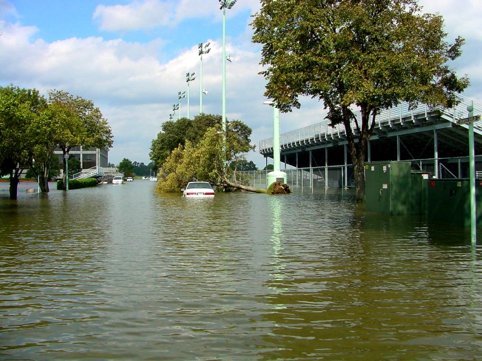 US Navy 030919-O-0000X-004 Flood and wind damage from hurricane Isabel aboard U.S. Naval Academy
