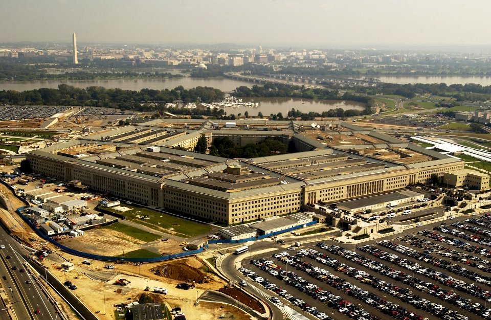 US Navy 030926-F-2828D-089 Aerial view of the Pentagon