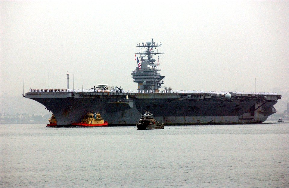 US Navy 030915-N-3236B-002 USS Carl Vinson (CVN 70) and more than 6,400 Sailors assigned to the super carrier, arrive at Naval Air Station North Island, Calif