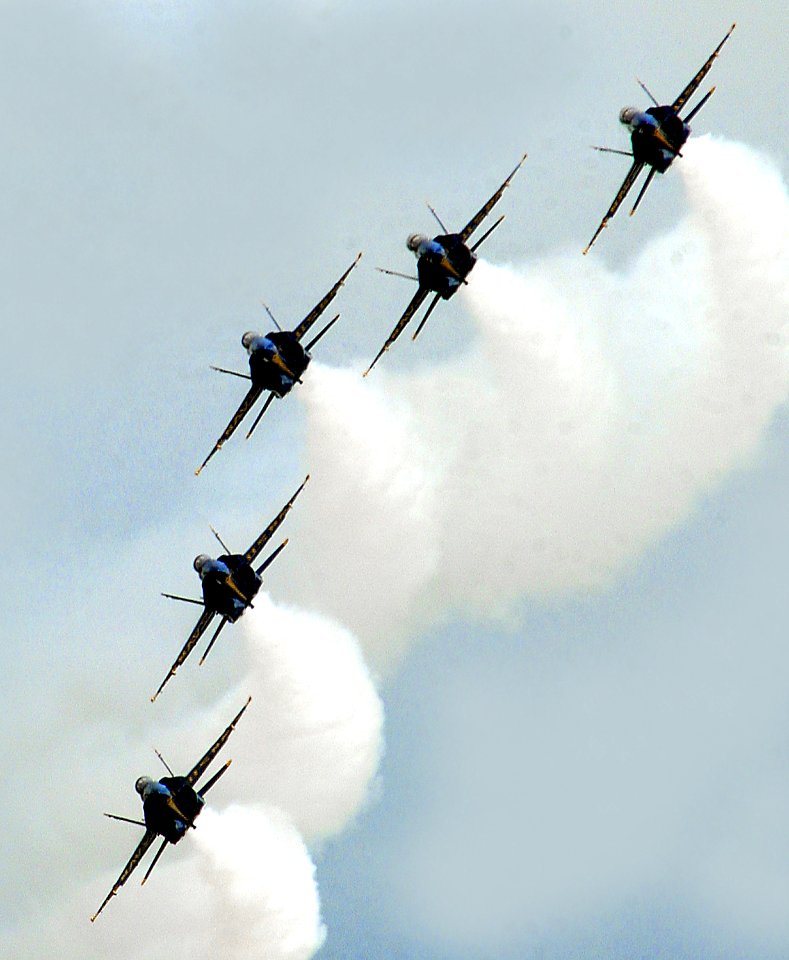 US Navy 031108-N-5862D-188 The U.S. Navy Flight Demonstration Team, the Blue Angels perform in the final show of the 2003 season
