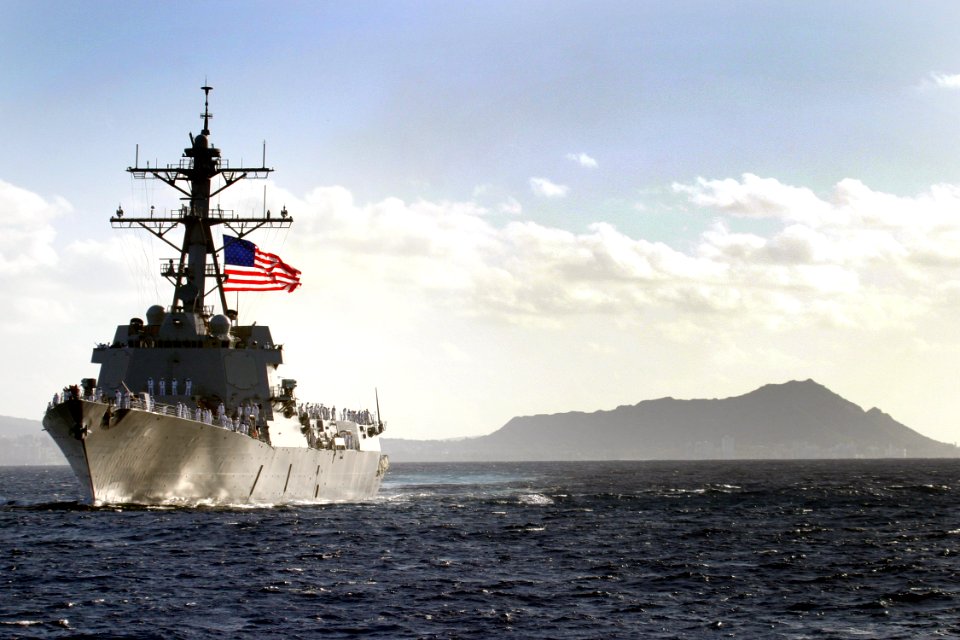 US Navy 031219-N-3228G-002 The newly commissioned guided missile destroyer USS Chafee (DDG 90) sails past Diamond Head Crater