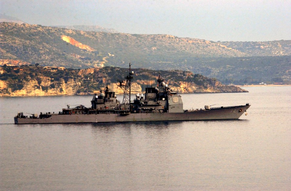 US Navy 040210-N-0780F-013 The guided missile cruiser USS Vella Gulf (CG 72) heads to sea following a brief port visit