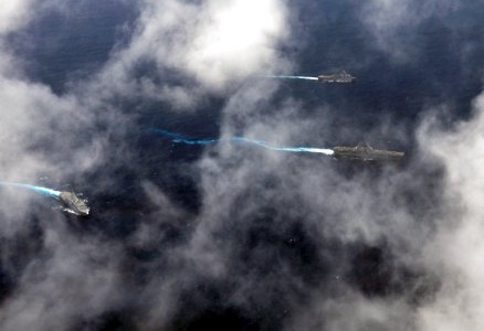 US Navy 110818-N-ZS026-460 The Amphibious Ready Group transits the Indian Ocean in the 7th Fleet AOR