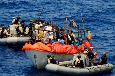 US Navy 110910-N-YM590-166 Members of the visit, board, search and seizure team from the guided-missile cruiser USS Anzio (CG 68)