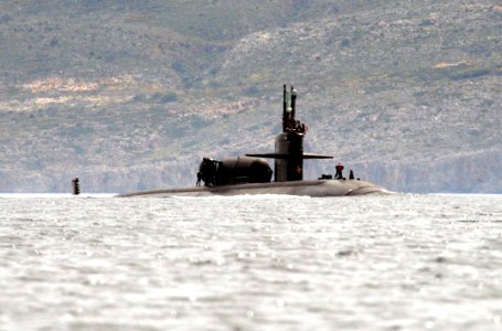 US Navy 040412-N-0780F-012 The Los Angeles-class attack submarine USS Dallas (SSN 700) arrives in Souda Bay's harbor for a brief port visit