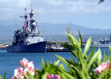 US Navy 040525-N-3019M-001 After two years and four crews, the Spruance Class destroyer USS Fletcher (DD 992) returned to Pearl Harbor for a two-day port visit
