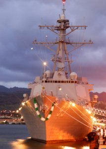US Navy 040910-N-3019M-017 The Navy's newest and most advanced Arleigh Burke-class guided missile destroyer USS Chung-Hoon (DDG 93), sits moored at Ford Island