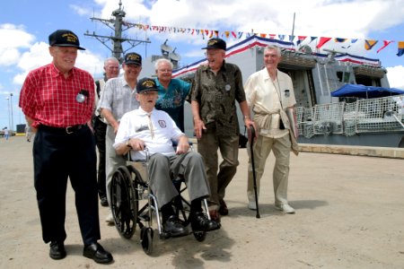 US Navy 040915-N-3228G-001 World War II veterans assigned to USS Sigsbee (DD 502) arrive at the Arleigh Burke-class guided missile destroyer USS Chung-Hoon (DDG 93)