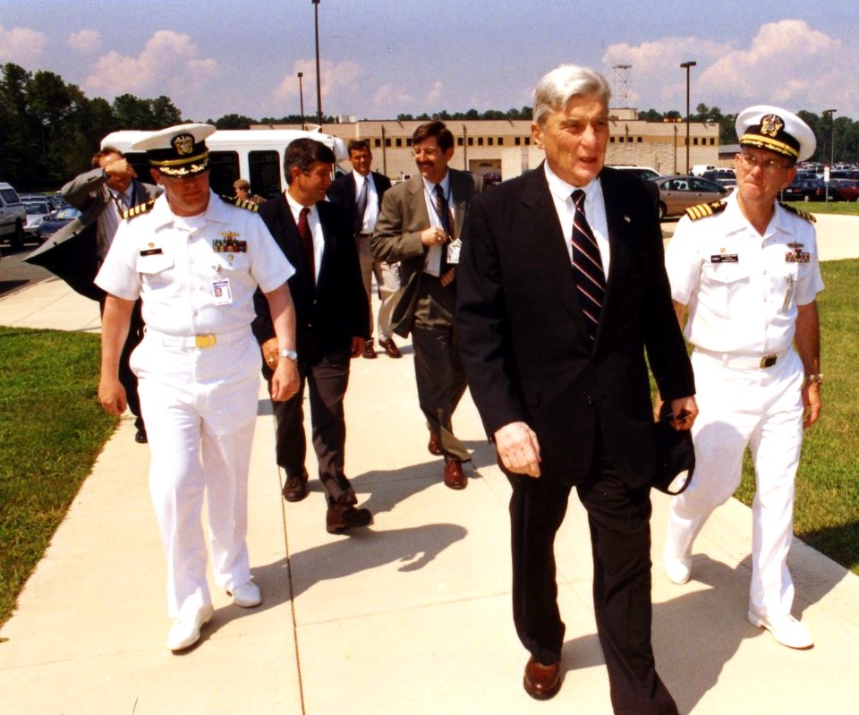 US Navy 040809-N-0000X-005 Senator John Warner walks into the National Innovative Technology and Mission Assurance Center (NITMAC) for briefings on the DDX, electric rail gun programs, NITMAC, homeland and force protection