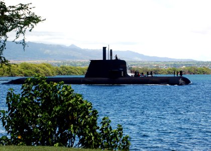 US Navy 040823-N-3019M-003 The Australian Collins-class submarine, HMAS Rankin (SSK 78), enters Pearl Harbor for a port visit after completing exercises in the Pacific region photo
