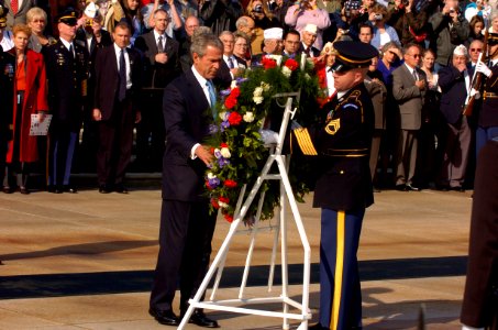 US Navy 041111-G-3024G-790 President George W. Bush lays a wreath at the Tomb of the Unknowns in Arlington National Cemetery, Va., during a Veterans Day ceremony