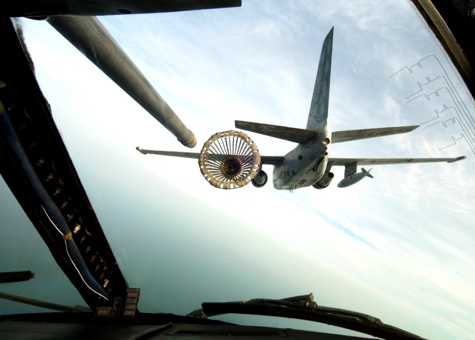 US Navy 041119-N-4374S-004 A pair of S-3B Vikings assigned to the Diamond Cutters of Sea Control Squadron Three Zero (VS-30) perform in-flight refueling during a mission over the Arabian Gulf