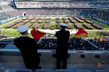 US Navy 041204-N-9693M-003 Parade of Midshipmen at 105th Army Navy game