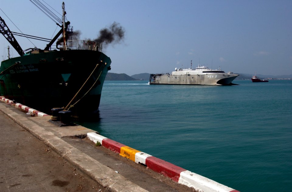US Navy 050207-N-3642E-001 The High Speed Vessel Two (HSV-2) Swift prepares to dock at the Chuc Sumet Port in Sattahip, Thailand