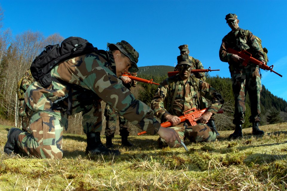 US Navy 050222-N-3390M-146 Sailors assigned to Naval Station Everett, Wash., and Bremerton Naval station take part in combat training on board Jim Creek Naval Station, Wash