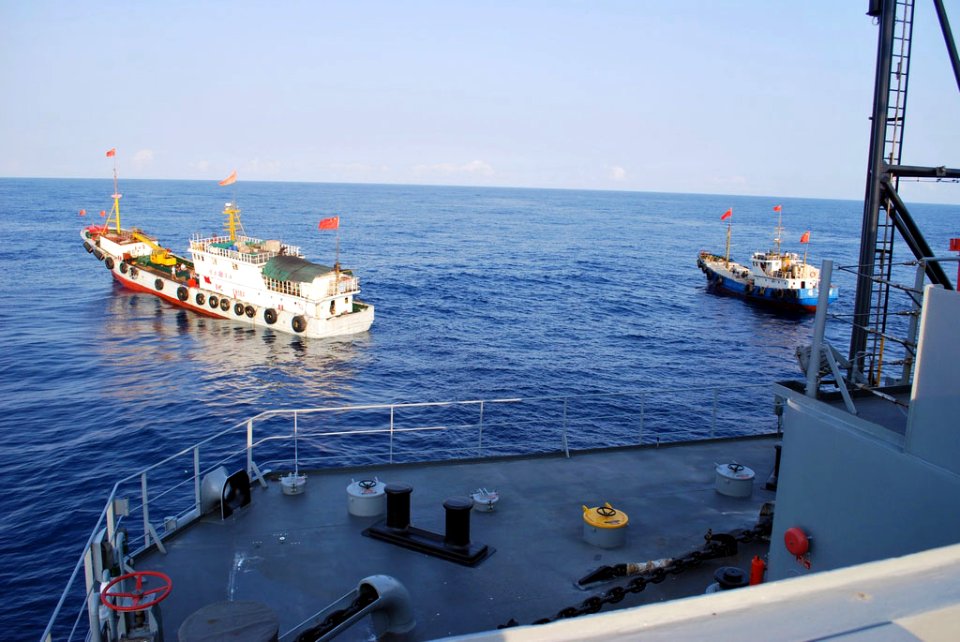 USNS Impeccable–SCSea incident02