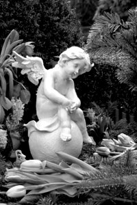 Art stone mourning cemetery