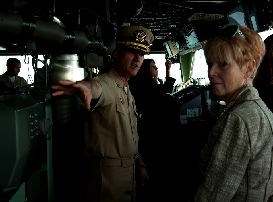 USS America commissioning 141010-N-LQ799-186