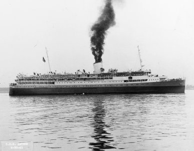 USS Antaeus - 19-N-24325
