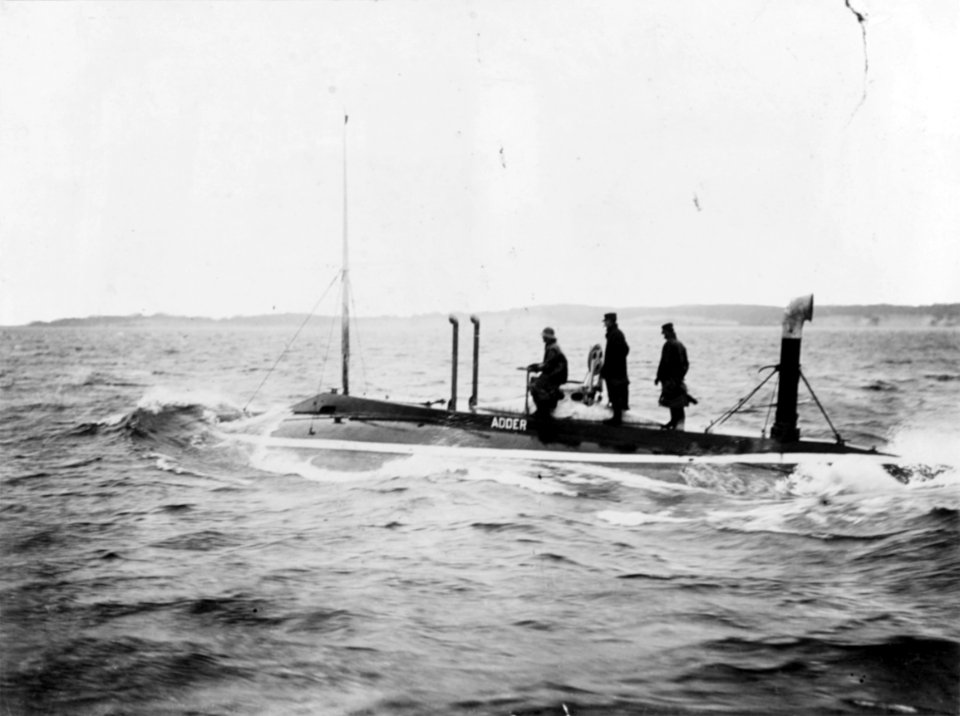 USS Adder - NH 57716