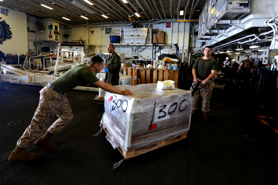USS Bataan (LHD 5) 140506-M-WB921-002 (13972396577)